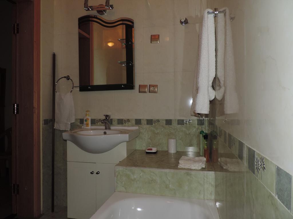 Asimba Guest House Мекеле Экстерьер фото